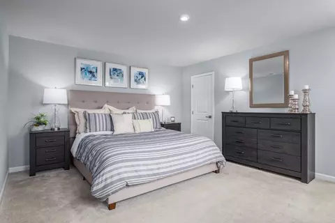 Bedroom - 1435 Silverleaf Oak St, Sidney, OH 45365 photo 1 of 8