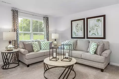 Living - 1435 Silverleaf Oak St, Sidney, OH 45365 photo 1 of 2