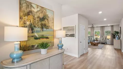Entry Way - 581 Edenberg Bnd, Pearl, MS 39208 photo 6 of 11