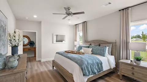 Bedroom - 581 Edenberg Bnd, Pearl, MS 39208 photo 9 of 12