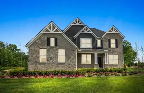 58579 Stuart Dr, South Lyon, MI 48178