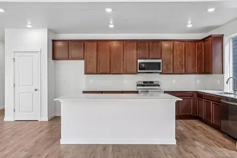 Kitchen - 2422 128th Pl SE, Everett, WA 98208 photo 2 of 3