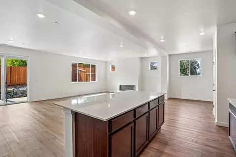 Living - 2422 128th Pl SE, Everett, WA 98208 photo 3 of 4