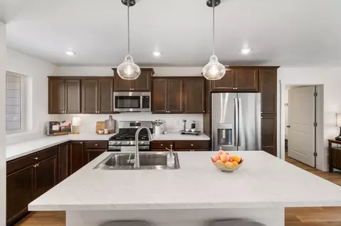 Kitchen - 705 Spaniel Ln, Belgrade, MT 59714 photo 4 of 4