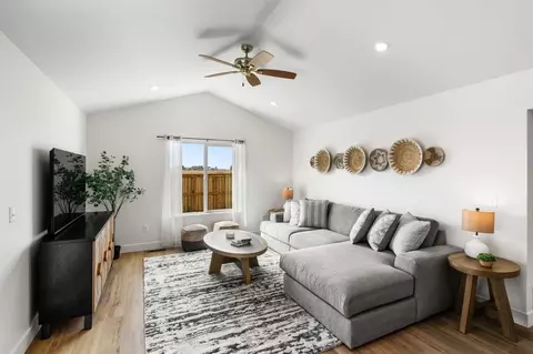 Living - 705 Spaniel Ln, Belgrade, MT 59714 photo 1 of 1