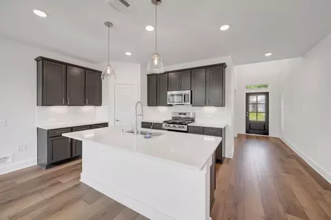 Entry Way - 20715 Draper Rd, Tomball, TX 77377 photo 1 of 7