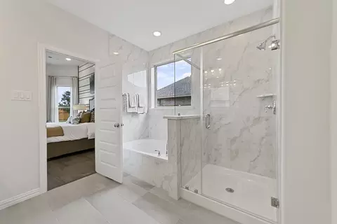 Bath - 20715 Draper Rd, Tomball, TX 77377 photo 5 of 7