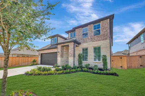 Exterior - 20715 Draper Rd, Tomball, TX 77377 photo 3 of 8