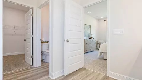 Entry Way - 5741 Dearing St, Crestview, FL 32539 photo 2 of 2