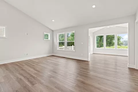 Living - 14055 Pristine Ct, Dewitt, MI 48820 photo 3 of 4