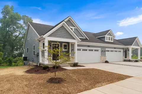 Exterior - 14055 Pristine Ct, Dewitt, MI 48820 photo 3 of 12