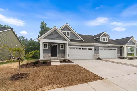 Exterior - 14055 Pristine Ct, Dewitt, MI 48820 photo 2 of 12