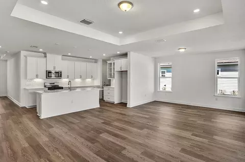 Living - 255 Blackbird Ln, Saint Augustine, FL 32092 photo 2 of 8