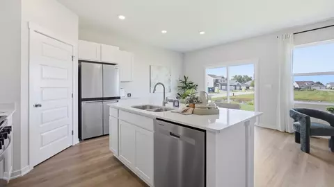 Kitchen - 149 Sky View Ln, Beecher, IL 60401 photo 5 of 8