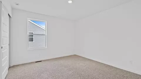 Bedroom - 149 Sky View Ln, Beecher, IL 60401 photo 9 of 24
