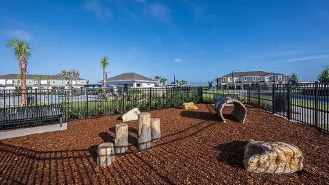 Exterior - 2790 Armadale Dr, Mount Dora, FL 32757 photo 8 of 25