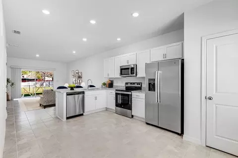 Kitchen - 2790 Armadale Dr, Mount Dora, FL 32757 photo 3 of 7