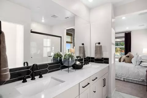 Bath - 723 E Route 66, Glendora, CA 91740 photo 4 of 9