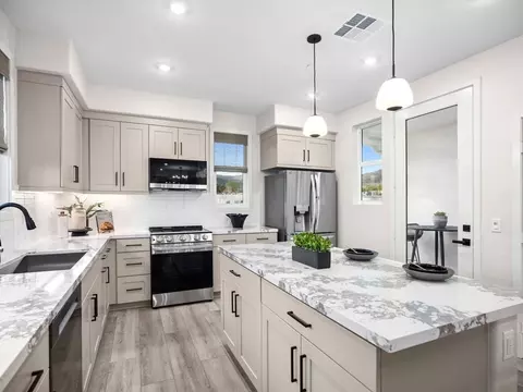 Kitchen - 723 E Route 66, Glendora, CA 91740 photo 6 of 10