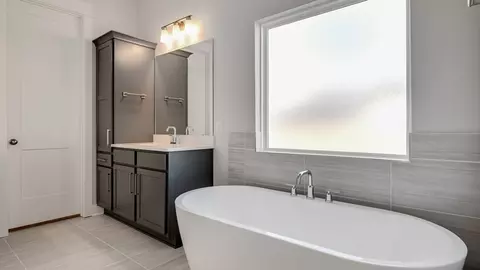Bath - 7403 Twill Heights Loop, Fairview, TN 37062 photo 4 of 15