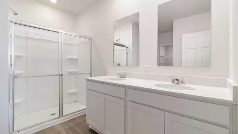 Bath - 3747 NW 29th Ave, Okeechobee, FL 34972 photo 2 of 5