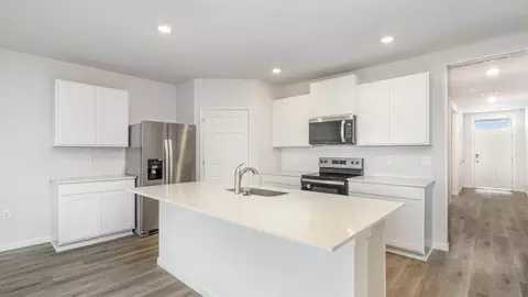 Kitchen - 3747 NW 29th Ave, Okeechobee, FL 34972 photo 1 of 6