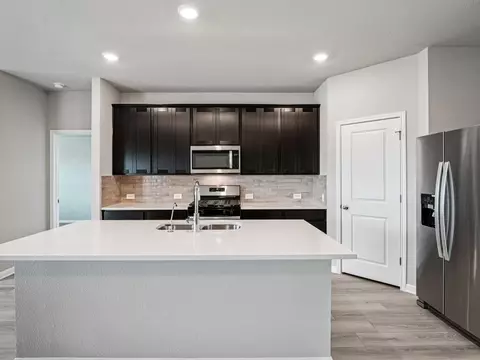102 Short Toed Swoop, Cedar Creek, TX 78612