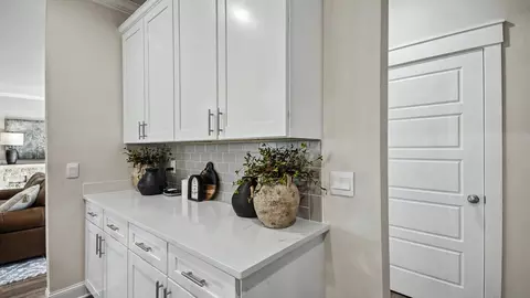 Entry Way - 122 Cornerstone Dr, Brandon, MS 39042 photo 1 of 2
