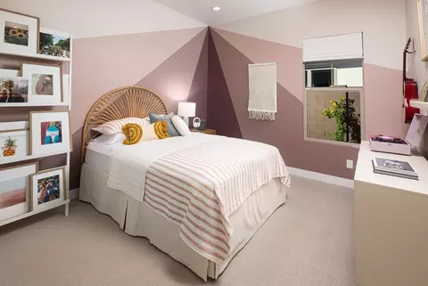 Bedroom - 1742 E Dew Drop Trl, Phoenix, AZ 85085 photo 6 of 7