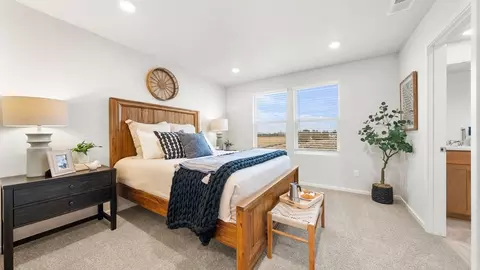 Bedroom - 62733 Eagle Rd, Bend, OR 97701 photo 1 of 12