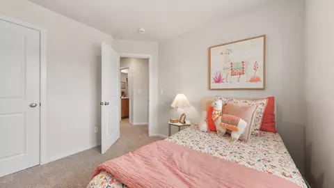 Bedroom - 62733 Eagle Rd, Bend, OR 97701 photo 7 of 12