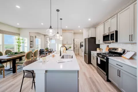 Kitchen - 8295 Busey Rd, Pickerington, OH 43147 photo 5 of 9