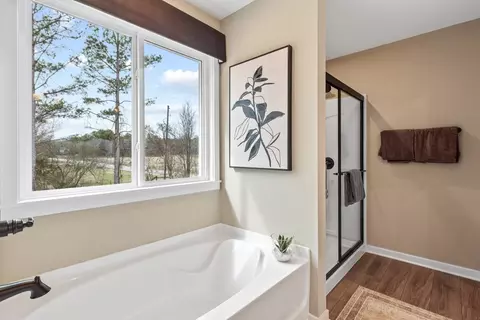 Bath - 8295 Busey Rd, Pickerington, OH 43147 photo 4 of 6