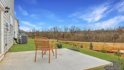 Exterior - 4121 Oswin Dr, Murfreesboro, TN 37129 photo 5 of 13