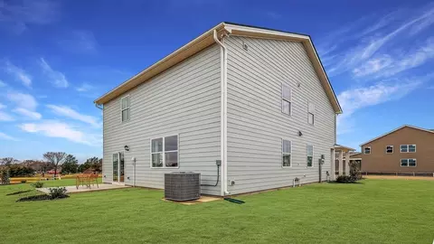 Exterior - 4121 Oswin Dr, Murfreesboro, TN 37129 photo 6 of 13