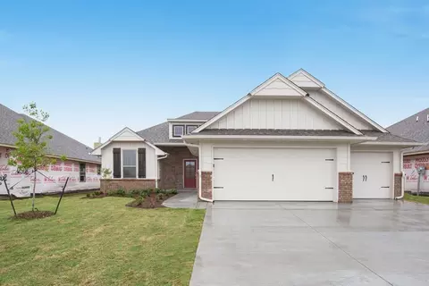 Exterior - 2920 E Northampton St, Broken Arrow, OK 74014 photo 23 of 37