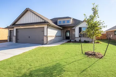 Exterior - 2920 E Northampton St, Broken Arrow, OK 74014 photo 26 of 37
