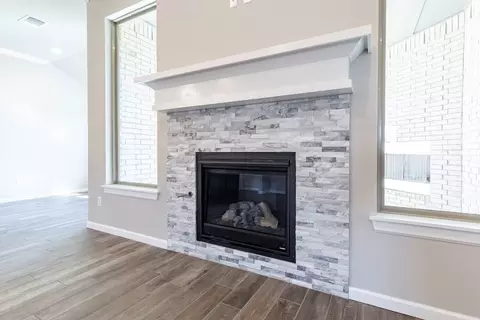 Living - 2920 E Northampton St, Broken Arrow, OK 74014 photo 5 of 13
