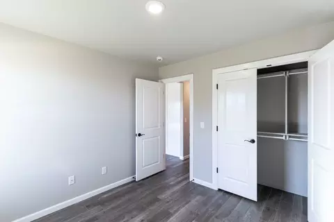 Bedroom - 2920 E Northampton St, Broken Arrow, OK 74014 photo 2 of 10