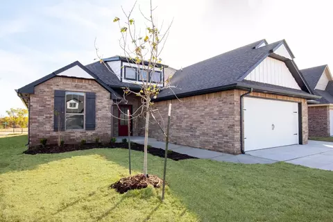 Exterior - 2920 E Northampton St, Broken Arrow, OK 74014 photo 22 of 37