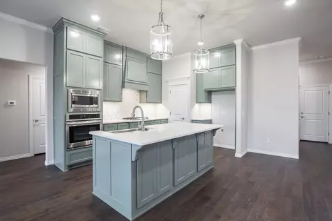 Kitchen - 2920 E Northampton St, Broken Arrow, OK 74014 photo 13 of 16