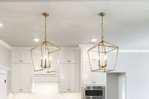 Kitchen - 2920 E Northampton St, Broken Arrow, OK 74014 photo 2 of 16