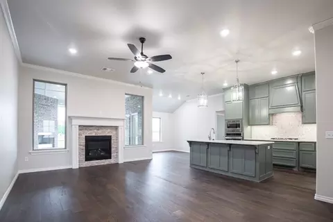 Living - 2920 E Northampton St, Broken Arrow, OK 74014 photo 9 of 13