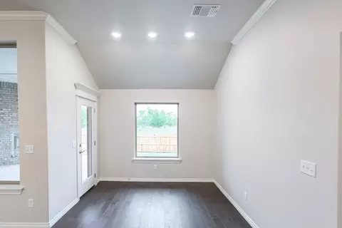 Living - 2920 E Northampton St, Broken Arrow, OK 74014 photo 10 of 13