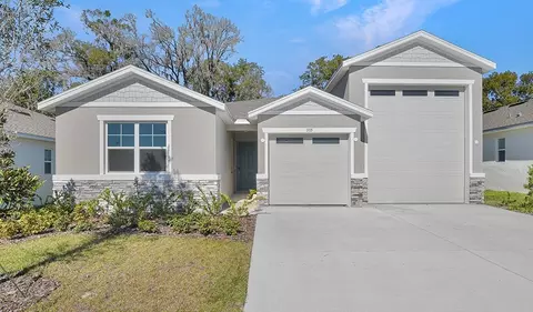 335 Alexandrite St, Deland, FL 32720