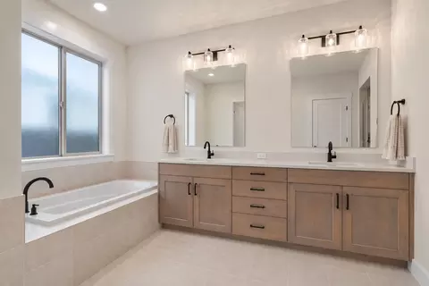 Bath - 7355 Powell Pl, Eagle, ID 83714 photo 1 of 3