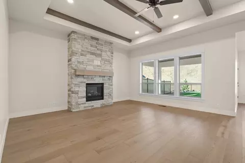 Living - 7355 Powell Pl, Eagle, ID 83714 photo 1 of 3
