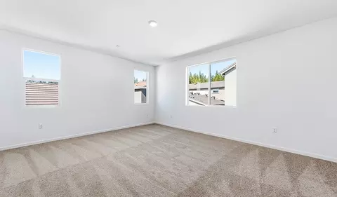 Bedroom - 310 Shamrock Dr, Grass Valley, CA 95945 photo 7 of 14