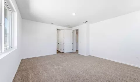 Bedroom - 310 Shamrock Dr, Grass Valley, CA 95945 photo 10 of 14
