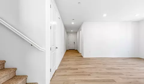 Entry Way - 310 Shamrock Dr, Grass Valley, CA 95945 photo 1 of 7